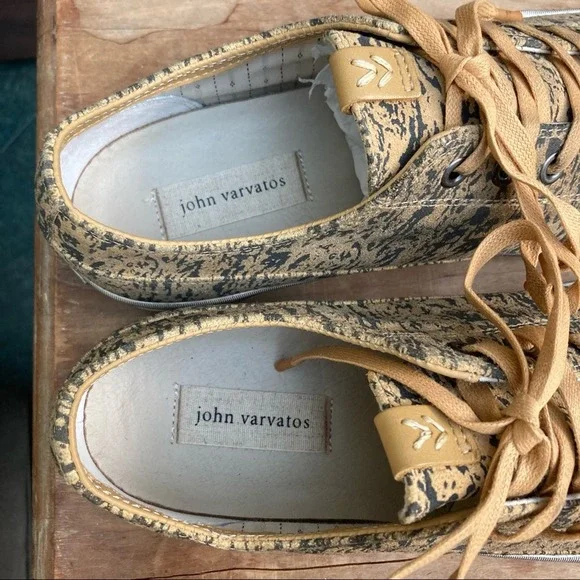 John Varvatos sneakers Men's size 11 low top graphics street industrial camo